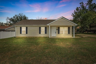 404 Bass St, Park Hills, MO 63601