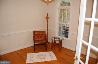 5621 Old Bust Head Rd, Broad Run, VA 20137