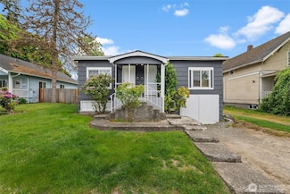 6833 S Thompson Ave, Tacoma, WA 98408