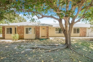 14719 Luna Rd, Victorville, CA 92392