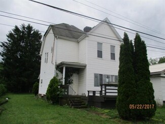 202 Cambria Ave, Avonmore, PA 15618