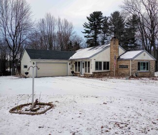 586 Ring Rd, Mosinee, WI 54455