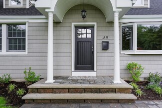 39 Prince Place, Little Silver, NJ 07739