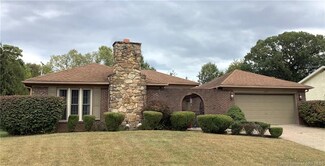 3017 Julian Dr, New Albany, IN 47150