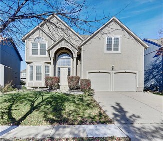 8608 W 127th Place, Overland Park, KS 66213