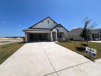 209 Creekfall Rd, Burnet, TX 78611