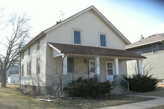 2011 2nd St, Perry, IA 50220