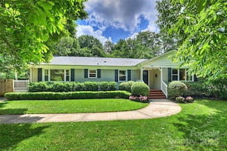 901 Scaleybark Rd, Charlotte, NC 28209
