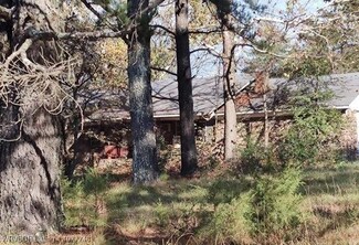 2119 Highway 162, Cedarville, AR 72932