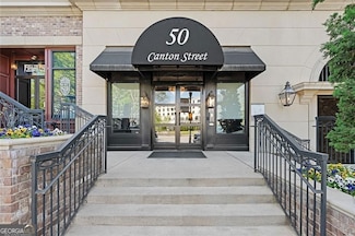 50 Canton St Unit 202, Alpharetta, GA 30009