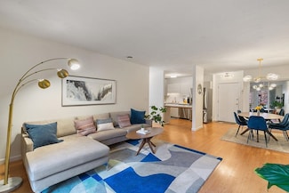 5 Tsienneto Rd Unit 180, Derry, NH 03038