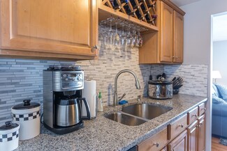 143 Mercury Terrace Unit 143, Haverhill, MA 01832