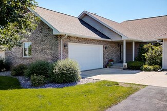 606 Prairie Hills Dr Unit 1, Dodgeville, WI 53533