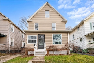 56 Sawyer St, Rochester, NY 14619