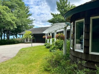112 Wood Ridge Rd, Center Harbor, NH 03226