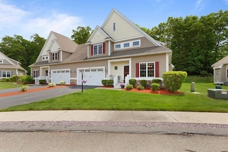 47 Longobardi Dr Unit 47, Franklin, MA 02038