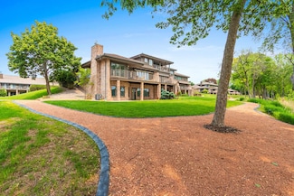 2797 Fox Run, Appleton, WI 54914