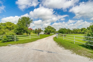 5028 Wagon Wheel Rd, Joshua, TX 76058