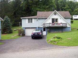 356 Breakiron Rd, Connellsville, PA 15425