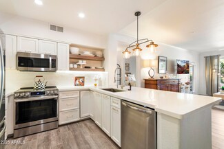 20100 N 78th Place Unit 1040, Scottsdale, AZ 85255