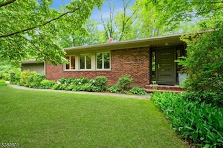 81 Coppermine Rd, Princeton, NJ 08540