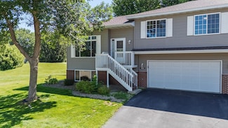 1303 Constitutional Dr, Northfield, MN 55057