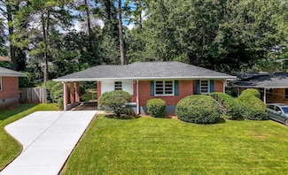 2134 Trailwood Rd, Decatur, GA 30032