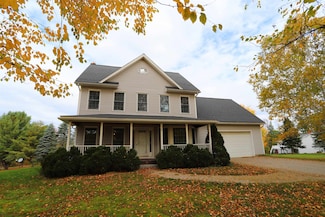 36 Tomahawk Path, Newport, VT 05855