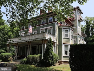 101 Main St Unit 3F, Riverton, NJ 08077