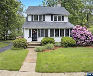 246 Park Ave, Allendale, NJ 07401