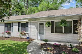 323 Millcreek Dr, Charleston, SC 29407
