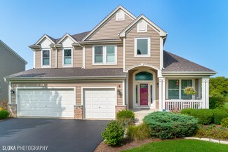 1330 Mallard Ln, Hoffman Estates, IL 60192