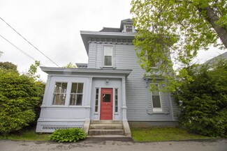 193 Essex St, Bangor, ME 04401