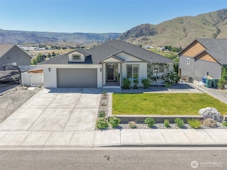 1080 Sunset Ln, Chelan, WA 98816