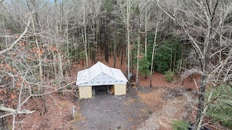 170 ac Glass Rd, Hayes, VA 23072
