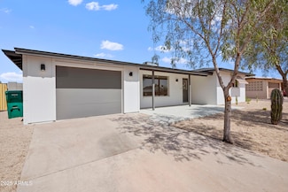 6650 E Adobe St, Mesa, AZ 85205