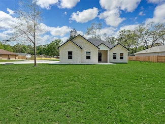 310 Helen St, Cleveland, TX 77328