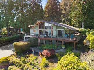140 Condon Ln, Port Ludlow, WA 98365