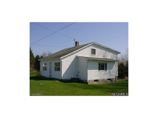 3046 Alexander Rd, Atwater, OH 44201