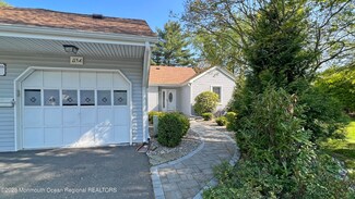115A Lowens Strasse, Freehold, NJ 07728