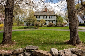 33 Mill Rd, Durham, NH 03824