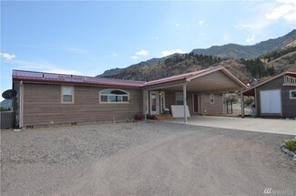 88 Alta Lake Rd, Pateros, WA 98846