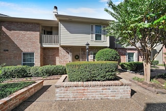 5939 Woodway Place Ct, Houston, TX 77057