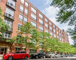 1735 N Paulina St Unit 212, Chicago, IL 60622