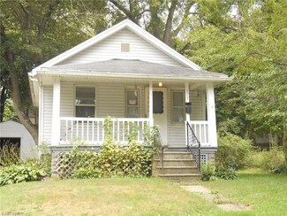 871 Garfield St, Akron, OH 44310