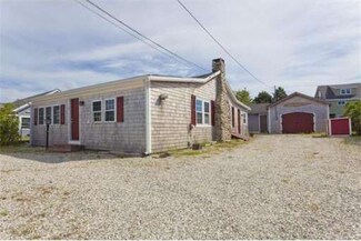 4 Plum Island Blvd, Newbury, MA 01951
