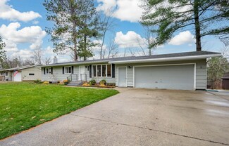 1706 Fraser Dr, Grand Rapids, MN 55744