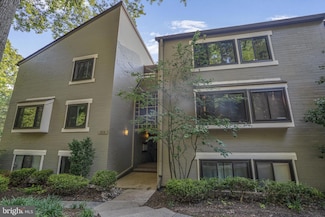 2216 Springwood Dr Unit 202, Reston, VA 20191