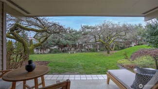 2920 76th Ave SE Unit 105, Mercer Island, WA 98040