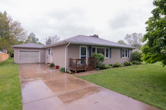 455 N Centre St, Schoolcraft, MI 49087
